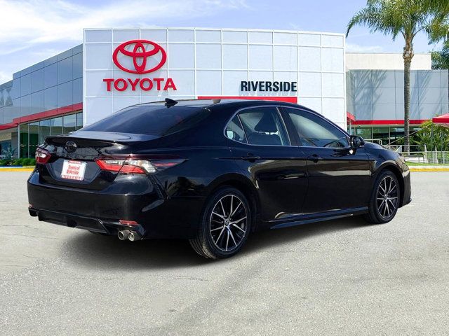 2021 Toyota Camry SE