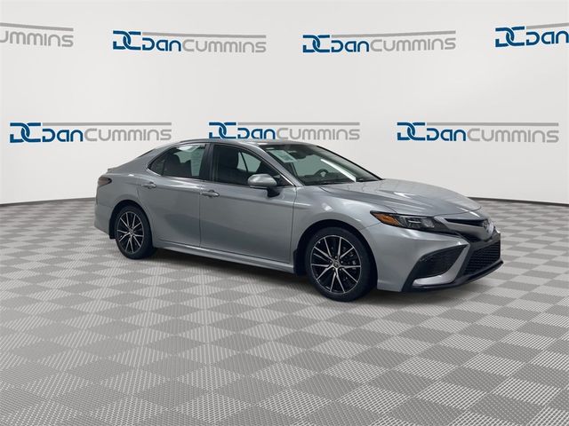 2021 Toyota Camry SE Nightshade