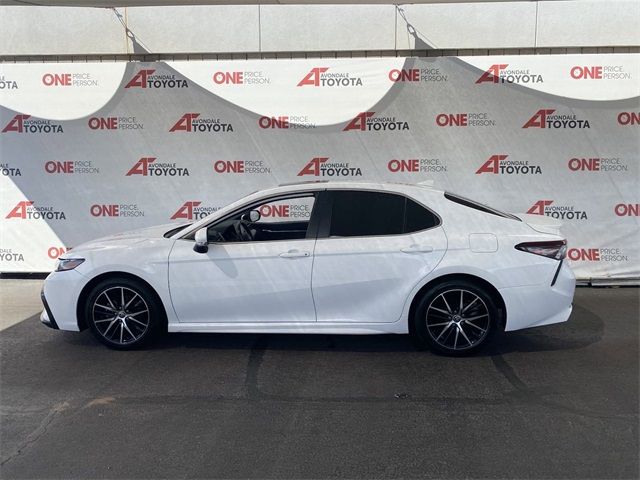 2021 Toyota Camry SE