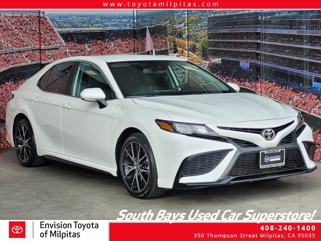 2021 Toyota Camry SE