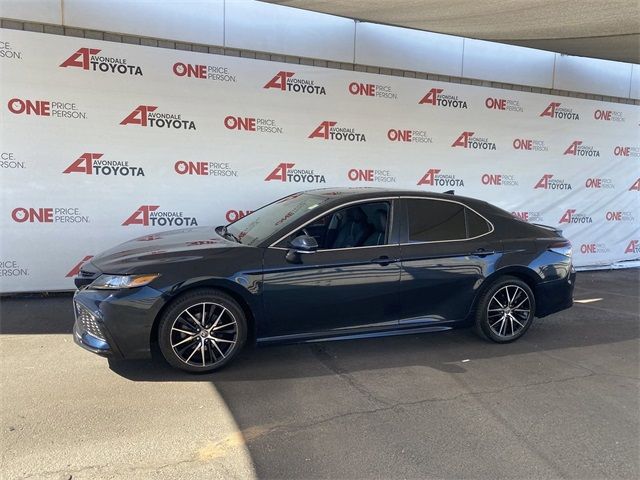 2021 Toyota Camry SE