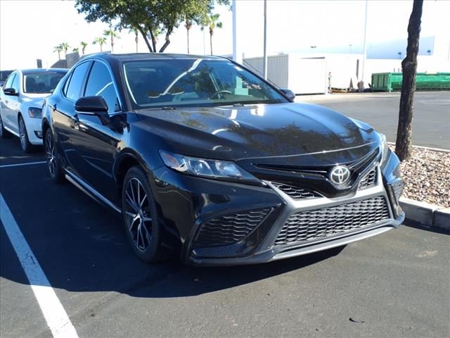 2021 Toyota Camry SE