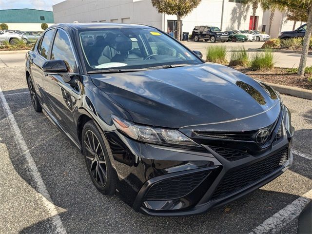 2021 Toyota Camry SE