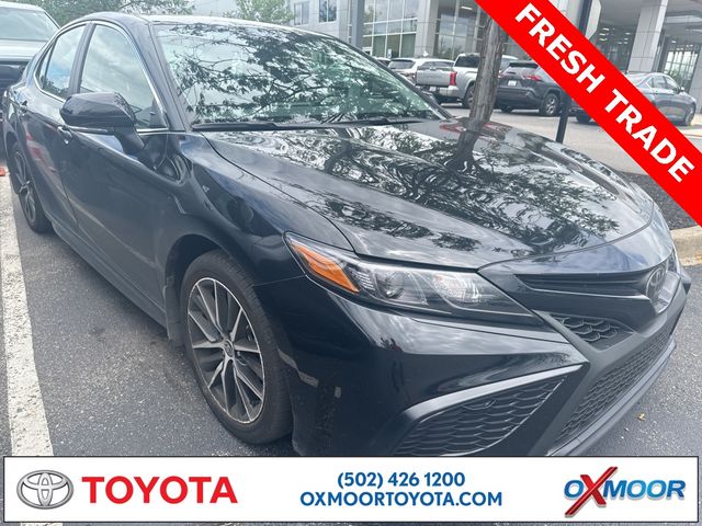 Used 2021 Toyota Camry SE For Sale in Louisville, KY | Capital One Auto ...