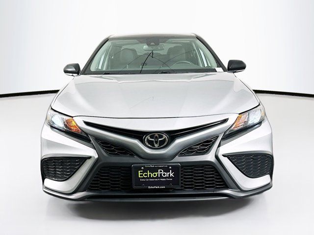 2021 Toyota Camry SE Nightshade