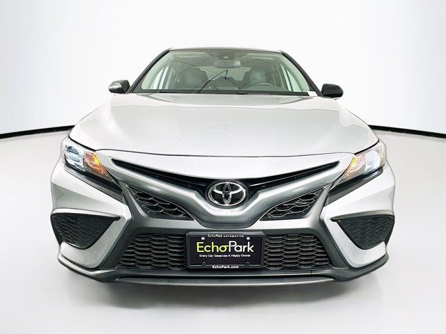 2021 Toyota Camry SE Nightshade