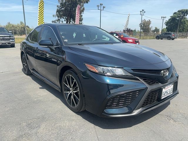 2021 Toyota Camry SE