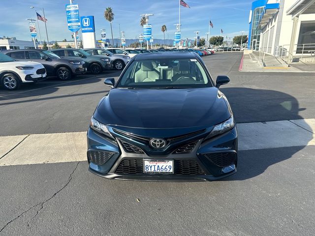 2021 Toyota Camry SE