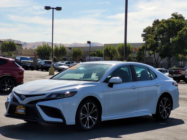 2021 Toyota Camry 