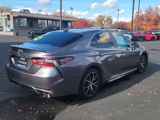 2021 Toyota Camry SE