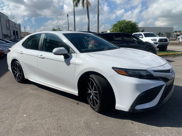 2021 Toyota Camry 