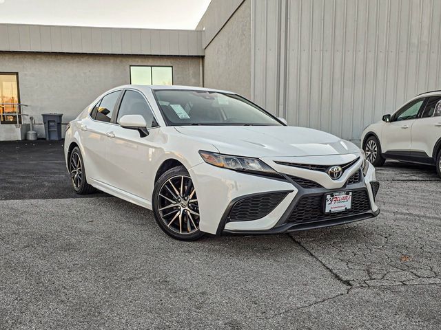 2021 Toyota Camry SE Nightshade