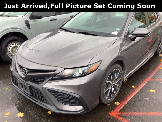 2021 Toyota Camry SE Nightshade