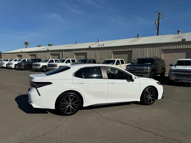 2021 Toyota Camry SE Nightshade