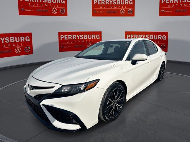 2021 Toyota Camry SE Nightshade