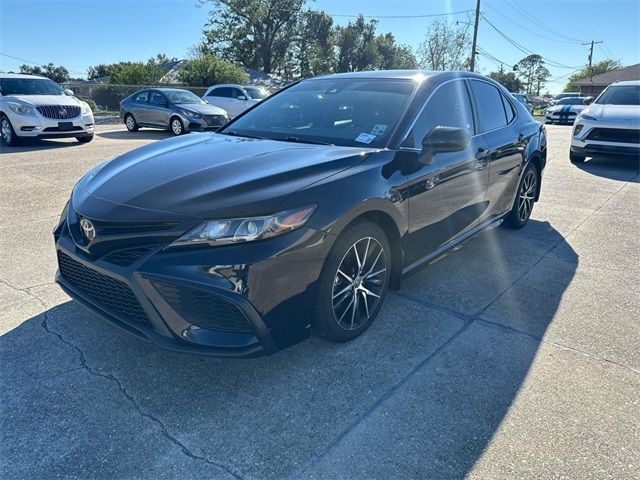 2021 Toyota Camry SE Nightshade