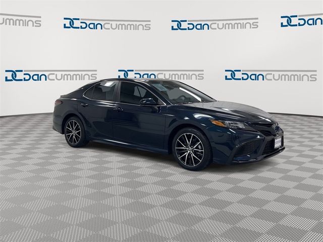 2021 Toyota Camry SE Nightshade