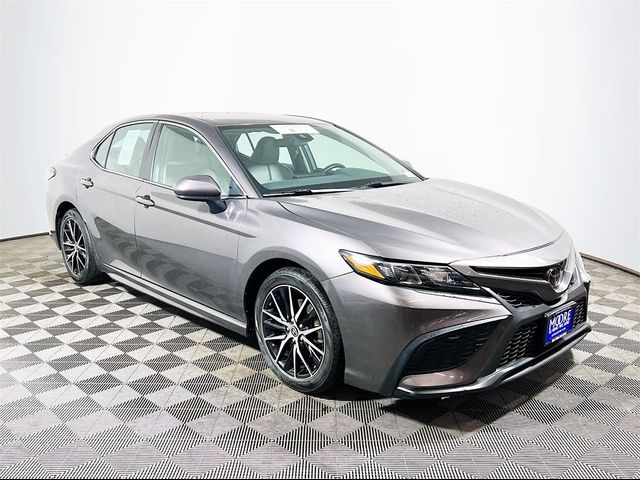 2021 Toyota Camry SE Nightshade