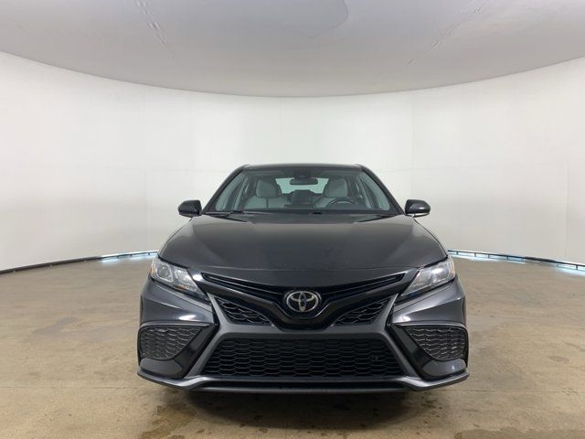 2021 Toyota Camry SE Nightshade