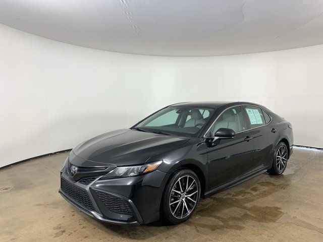 2021 Toyota Camry SE Nightshade