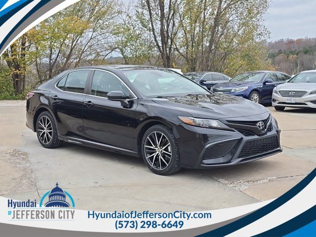 2021 Toyota Camry SE Nightshade