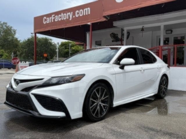 2021 Toyota Camry SE Nightshade