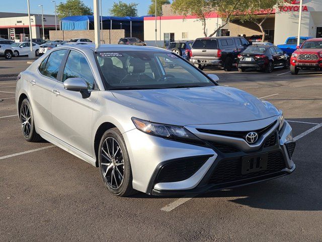 2021 Toyota Camry SE