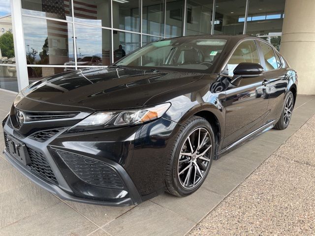 2021 Toyota Camry SE Nightshade