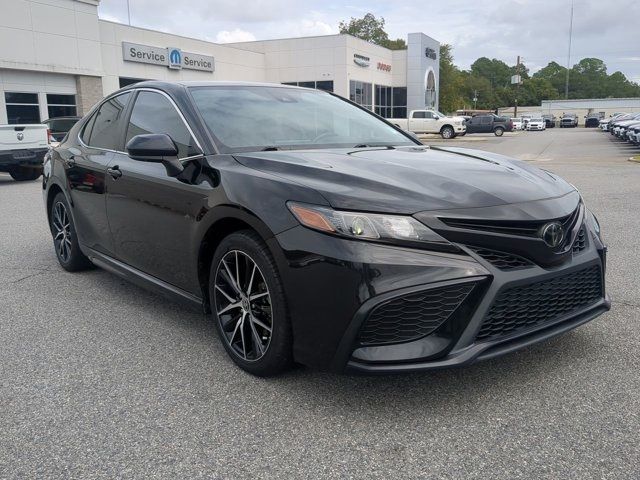 2021 Toyota Camry SE Nightshade