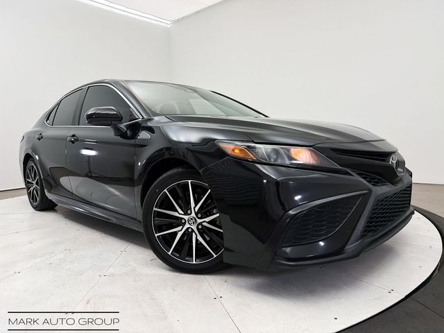 2021 Toyota Camry SE Nightshade
