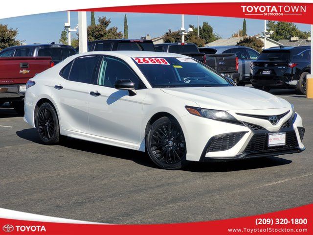 2021 Toyota Camry SE Nightshade