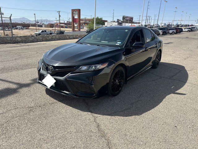 2021 Toyota Camry SE Nightshade