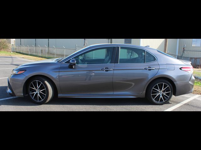 2021 Toyota Camry SE Nightshade