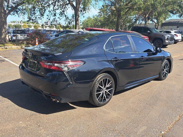 2021 Toyota Camry SE Nightshade