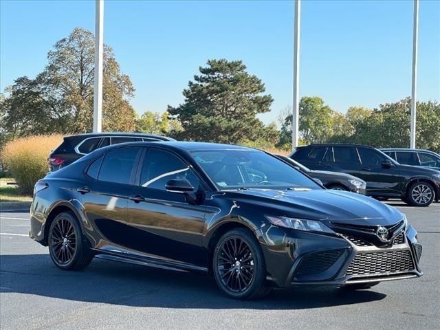 2021 Toyota Camry SE Nightshade