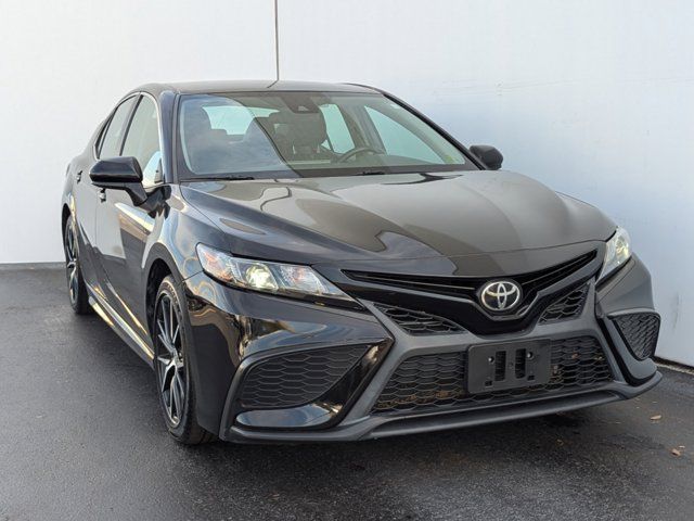 2021 Toyota Camry SE Nightshade