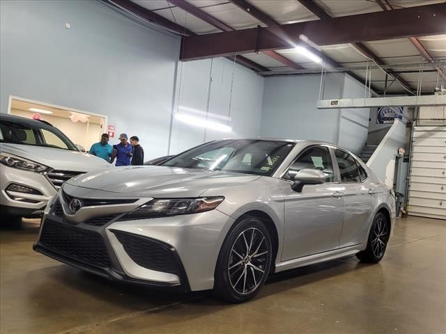 2021 Toyota Camry SE Nightshade