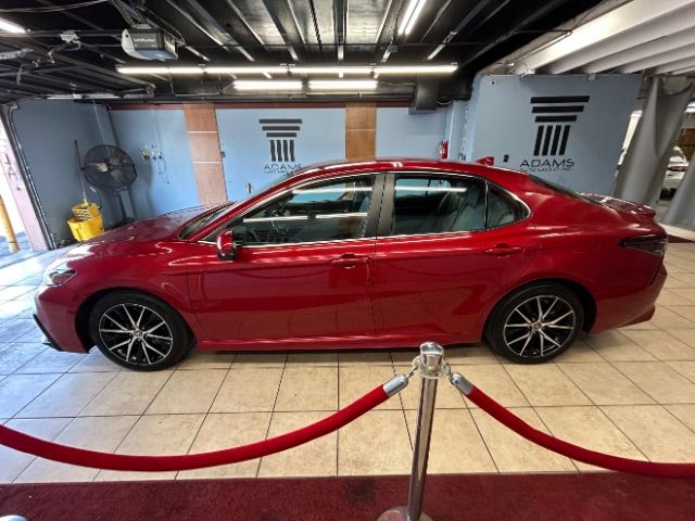 2021 Toyota Camry SE Nightshade