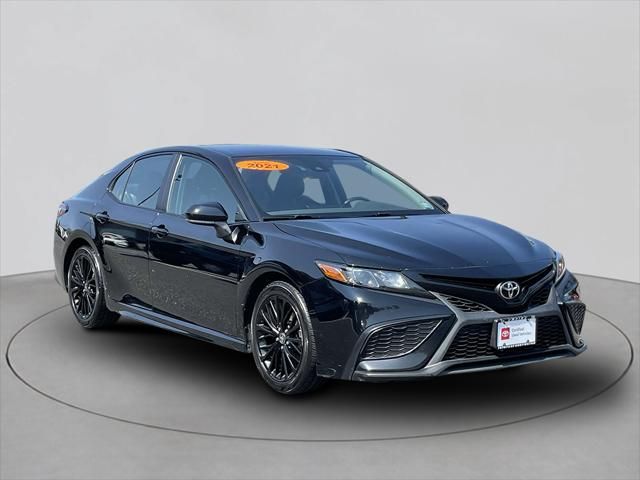 2021 Toyota Camry SE Nightshade