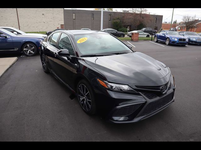 2021 Toyota Camry 