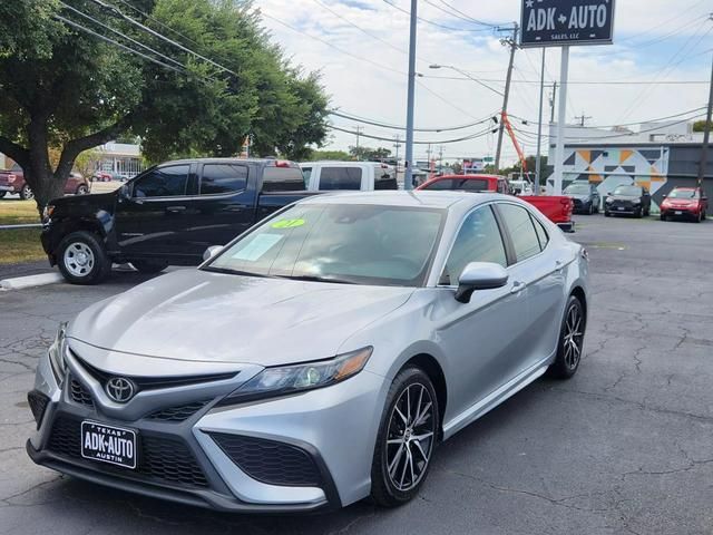 2021 Toyota Camry SE