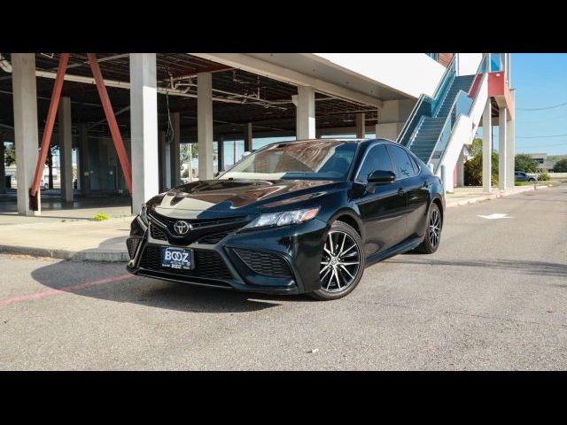 2021 Toyota Camry SE