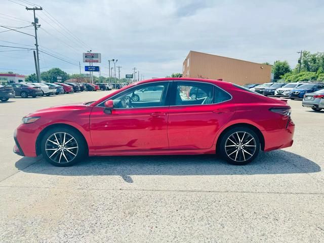 2021 Toyota Camry SE