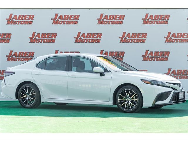 2021 Toyota Camry 