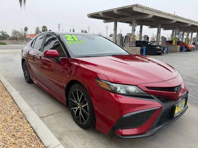 2021 Toyota Camry SE
