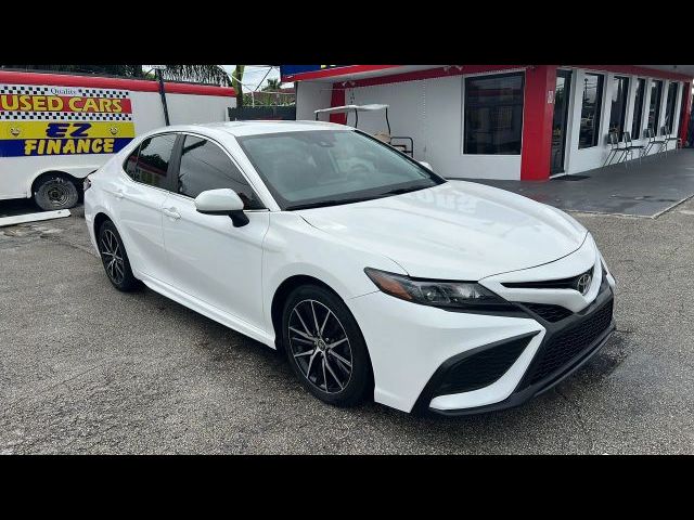 2021 Toyota Camry SE