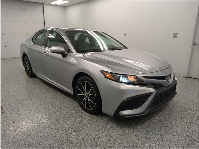 2021 Toyota Camry 