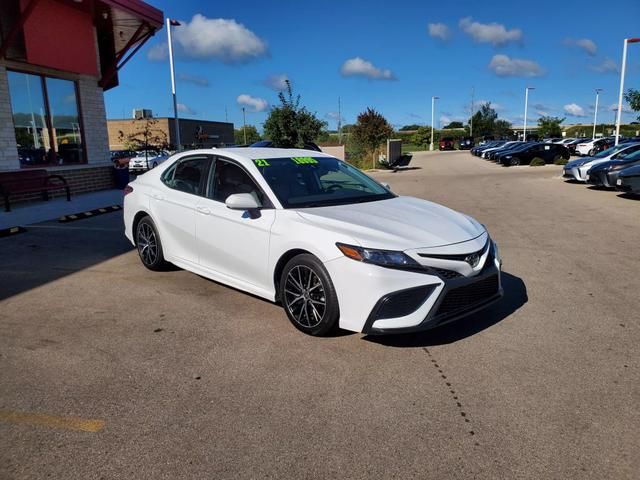 2021 Toyota Camry SE