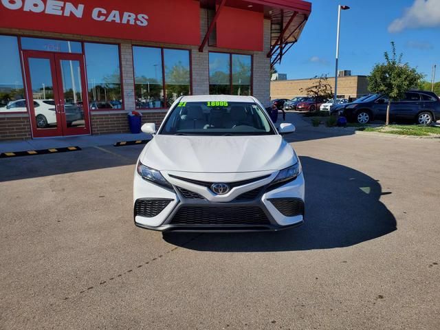 2021 Toyota Camry SE