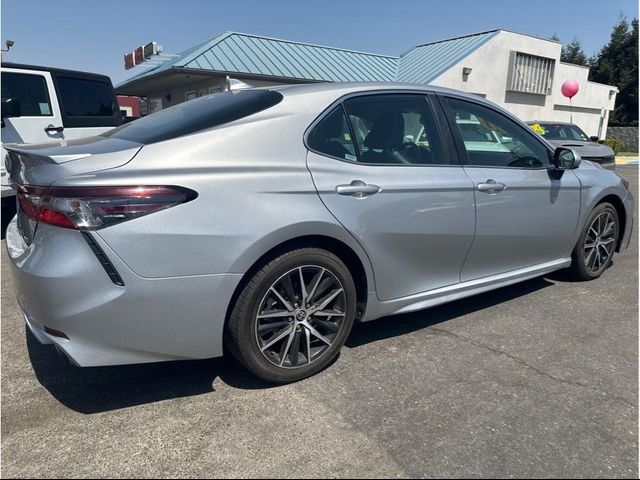 2021 Toyota Camry 